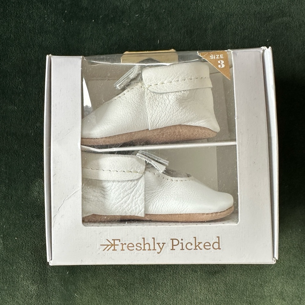 Freshly Picked Baby Bow Moccasins